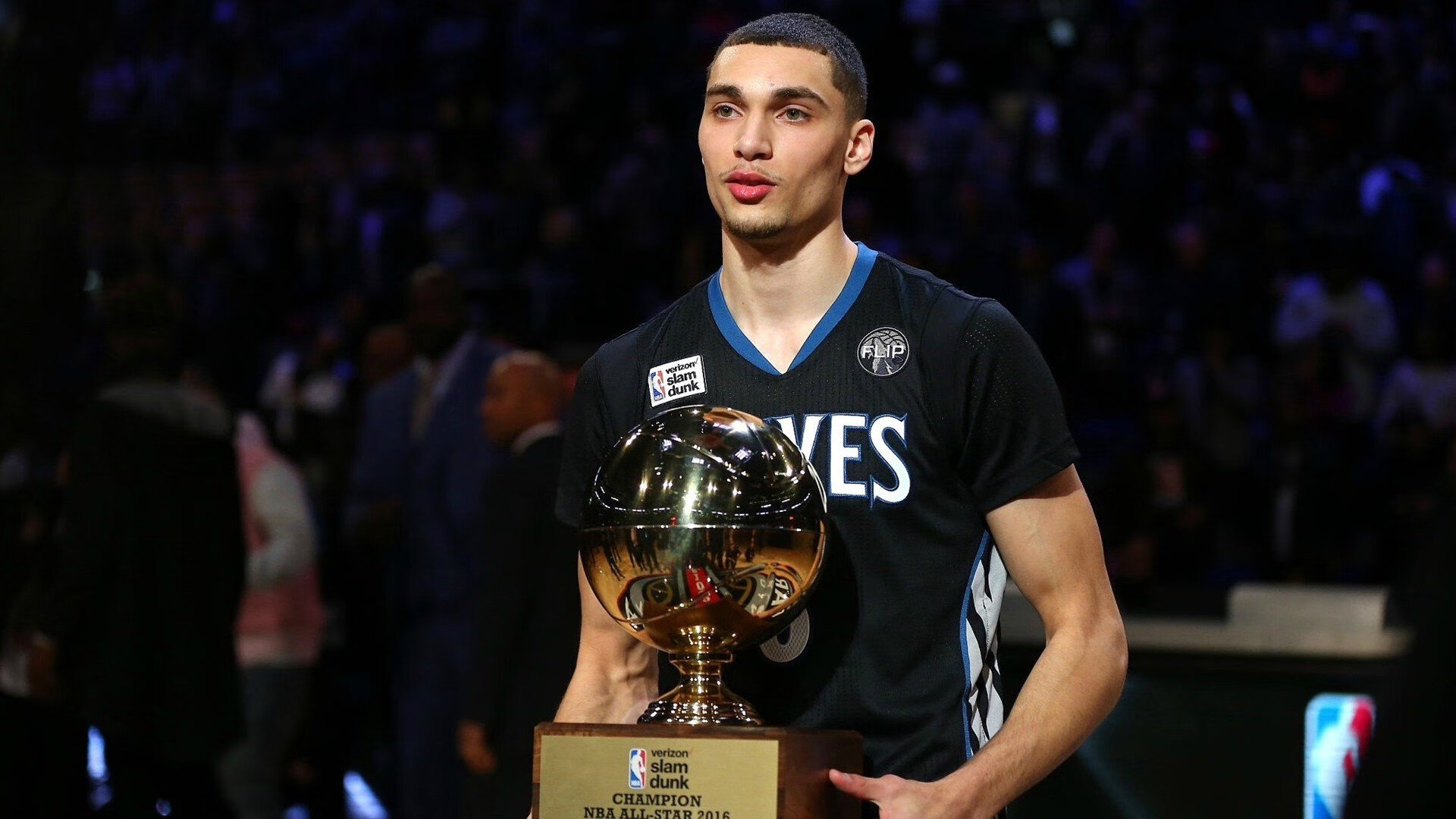 一场121-110让湖人坐立难安!西部前2不稳,雷迪克面临艰难抉择,雷迪克去哪个队了