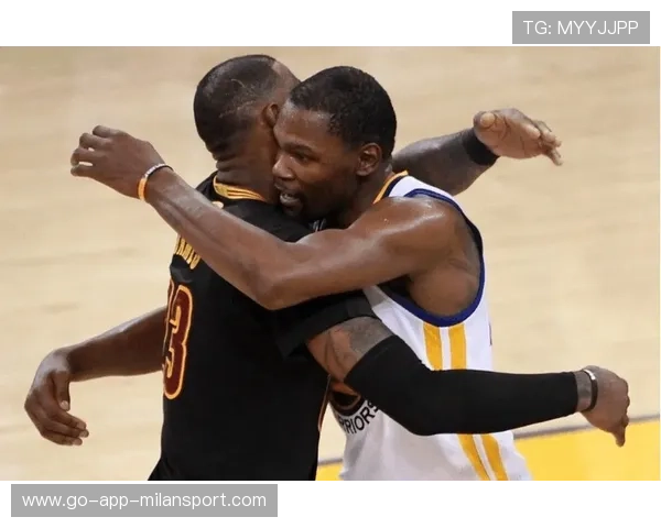 NBA巨星精彩瞬间：突破欧洲步，晃飞双人防守的巅峰演绎