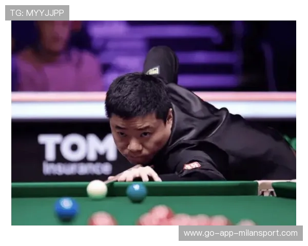 丁俊晖赛后抱孩子暖心画面刷屏